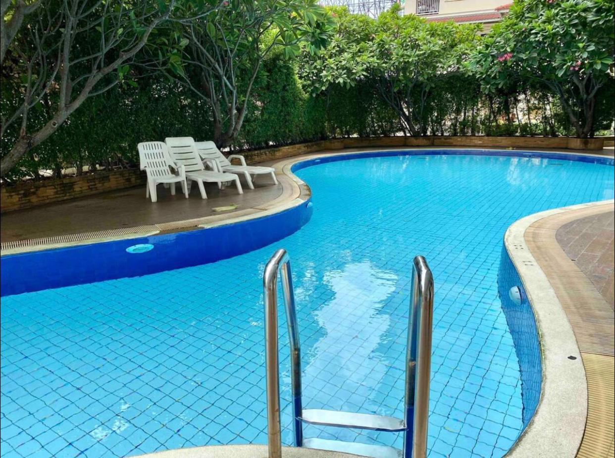 Baan Klang Condo Hotel Hua Hin Exterior photo